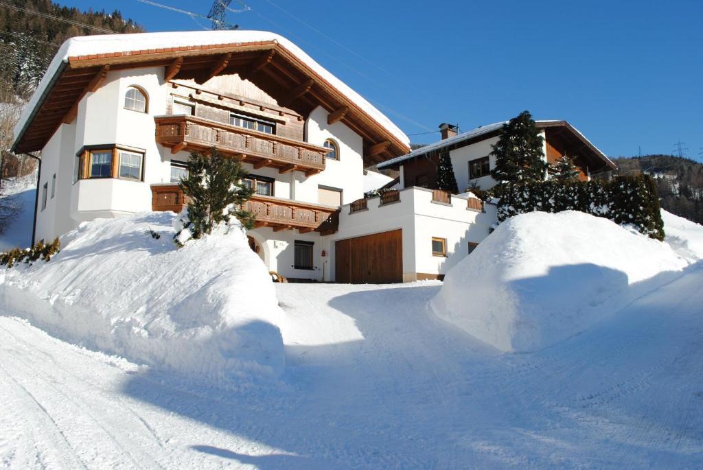 Apartment Maierhof Flirsch Exteriér fotografie
